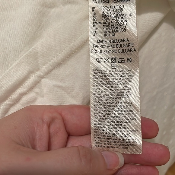 T-Shirt - Picture 3 of 4